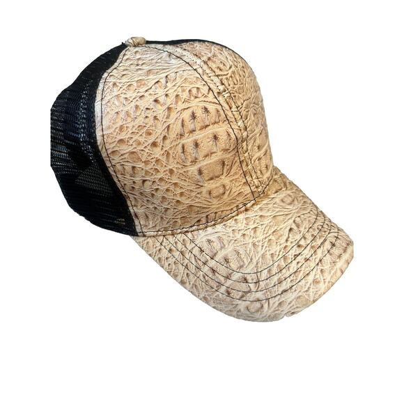 NWT - Faux Alligator Leather Baseball Rounded Hat Adjustable Strap - Biege - Picture 1 of 2